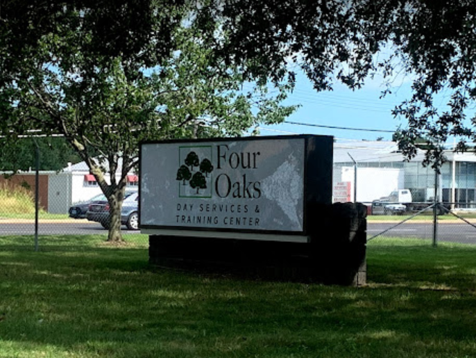 Four Oaks Day Service Center 